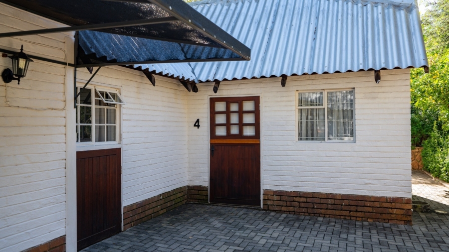 4 Bedroom Property for Sale in Wilkoppies North West